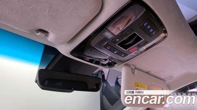 Hyundai Staria Inspiration, 2024 17