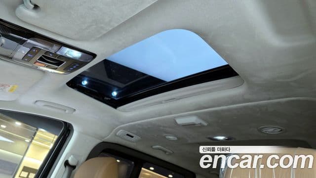 Hyundai Staria Inspiration, 2024 18