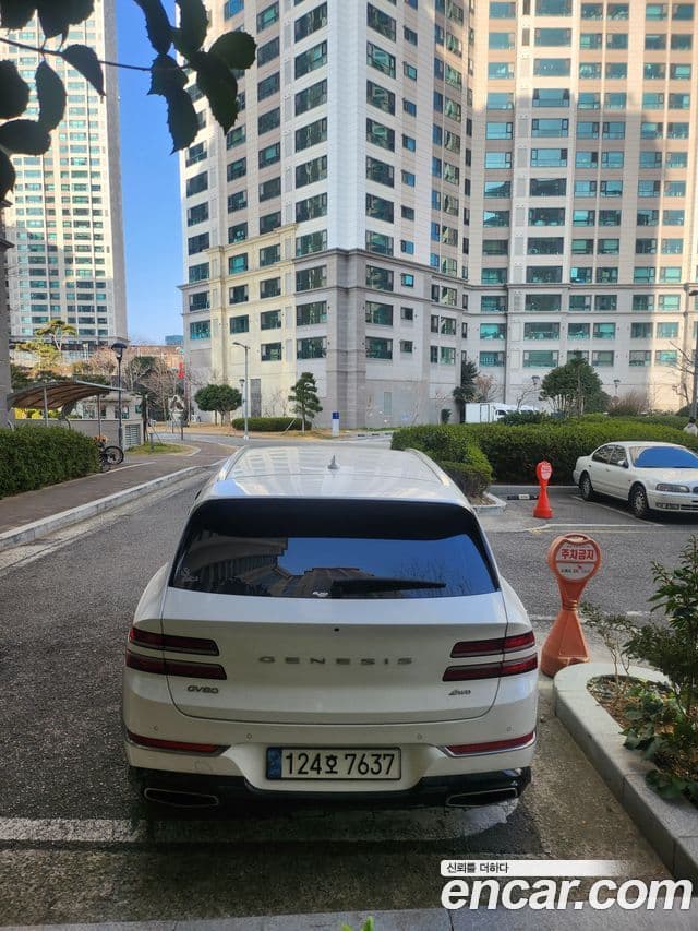 Genesis GV80, 2022 4