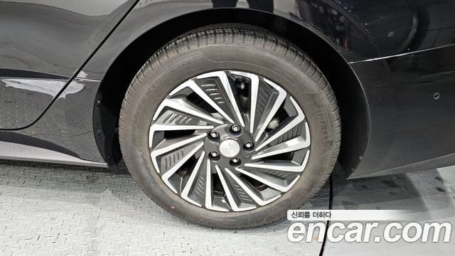 Hyundai Sonata гибрид (DN8) Premium Plus, 2022 все фото