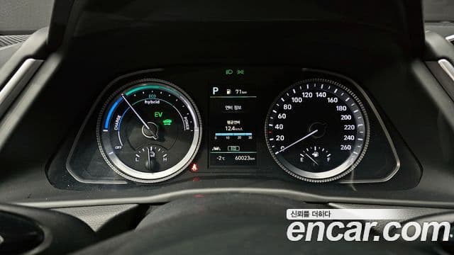 Hyundai Sonata гибрид (DN8) Premium Plus, 2022 8