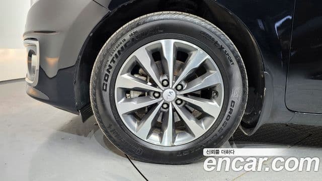 Kia All New Carnival Luxury, 2018 все фото