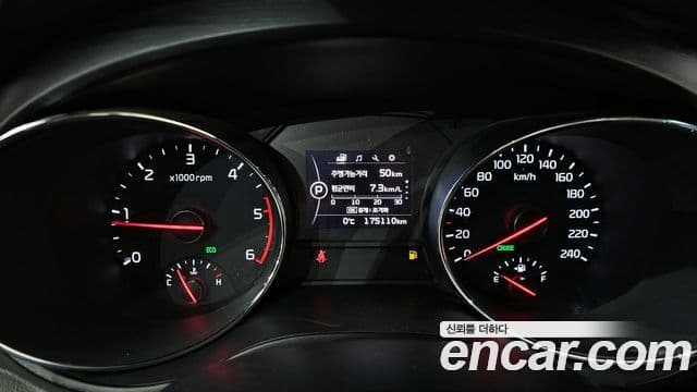 Kia All New Carnival Luxury, 2018 8