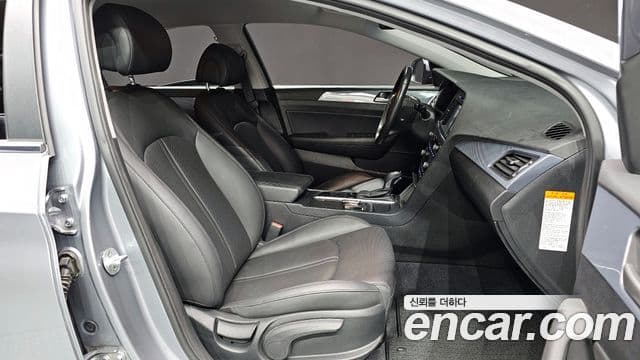 Hyundai LF Sonata гибрид Modern, 2016 10