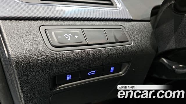 Hyundai LF Sonata гибрид Modern, 2016 14