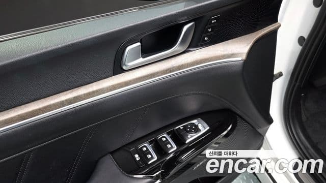 Kia K5 3세대 Signature, 2020 17