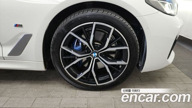 BMW 5시리즈 (G30) 530e M Sport, 2021 все фото