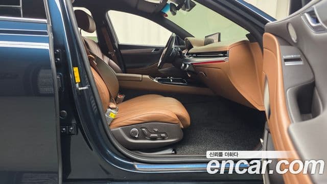 Genesis G80 (RG3) бензин 2.5 турбо 2WD, 2023 11