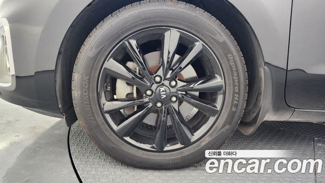 Kia The / новый New Carnival Noblesse, 2019 все фото