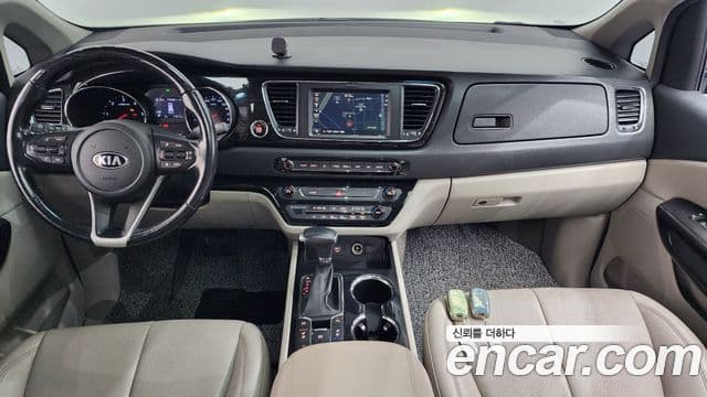 Kia The / новый New Carnival Noblesse, 2019 7