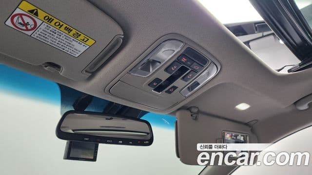 Kia The / новый New Carnival Noblesse, 2019 17