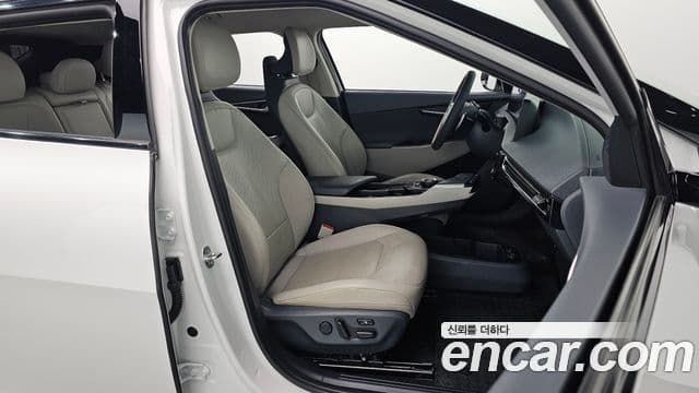 Kia EV6 Air, 2023 10