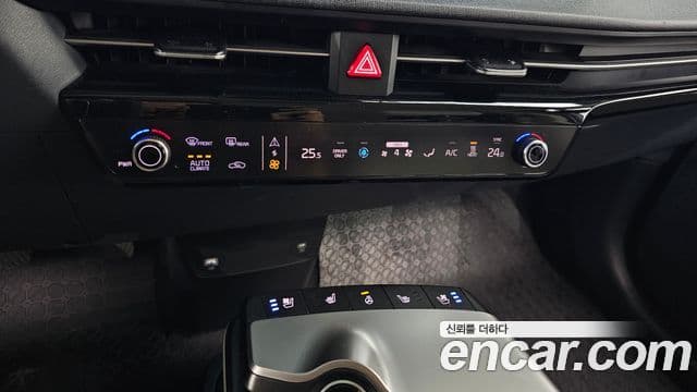 Kia EV6 Air, 2023 17