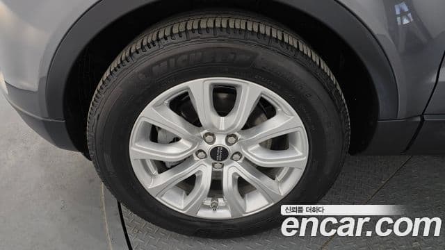 Land Rover Range Rover Evoque 2.0 TD4 SE, 2018 все фото