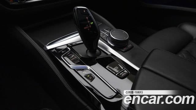 BMW 6시리즈 GT (G32) 620d xDrive M Sport, 2023 9