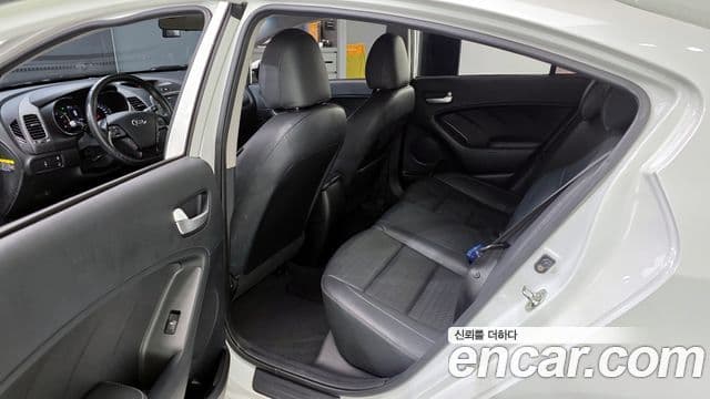 Kia The / новый New K3 Trendy, 2018 11