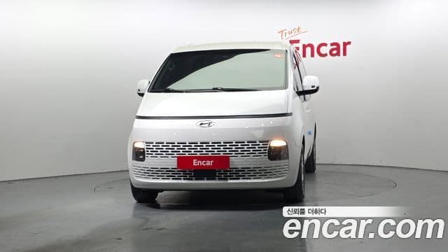 Hyundai Staria Modern, 2022 3