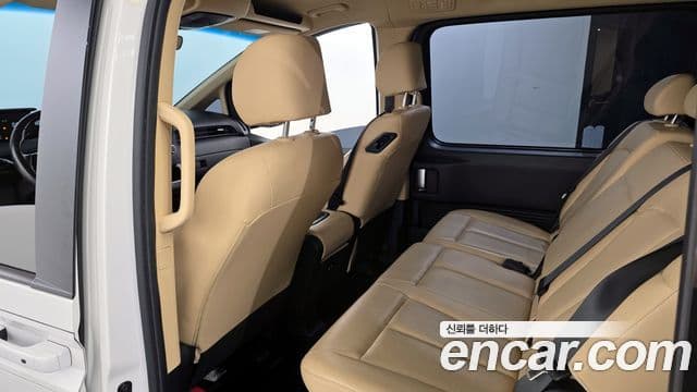 Hyundai Staria Modern, 2022 11