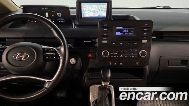 Hyundai Staria Modern, 2022 20