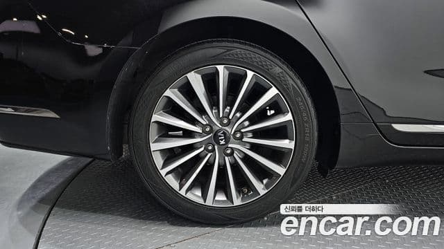 Kia All New K7 3.0 LPI Luxury (арендный автомобиль), 2016 все фото