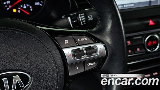 Kia All New K7 3.0 LPI Luxury (арендный автомобиль), 2016 14