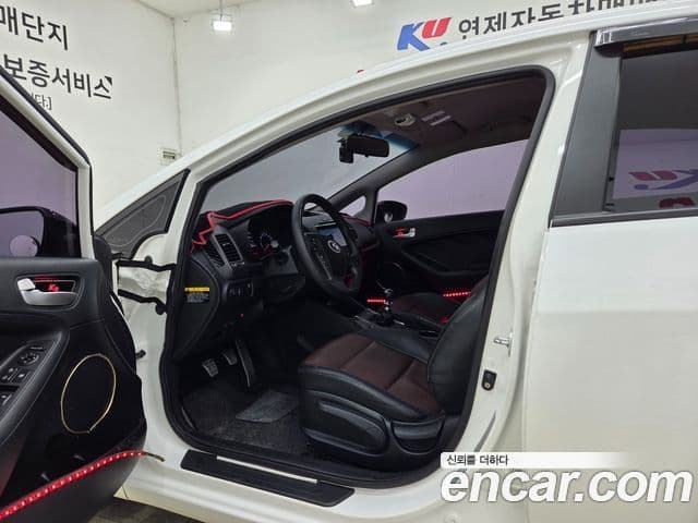 Kia K3 Deluxe, 2013 10