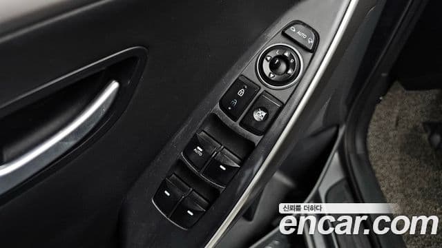 Hyundai i30(новый кузов / новое поколение) 1.6 GDI Extreme, 2012 14