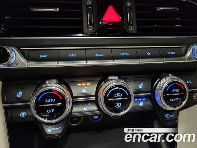 Genesis The / новый New G70 슈팅브레이크, 2024 8