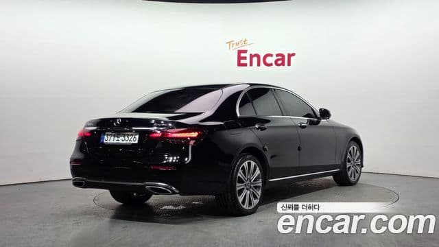 Mercedes-Benz E-класс W213 Exclusive, 2023 2