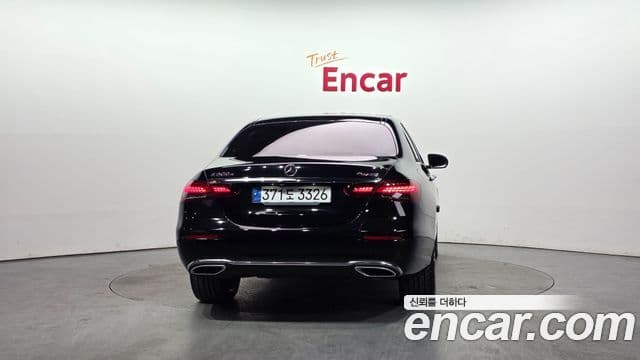 Mercedes-Benz E-класс W213 Exclusive, 2023 4