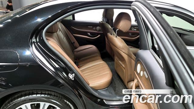 Mercedes-Benz E-класс W213 Exclusive, 2023 12