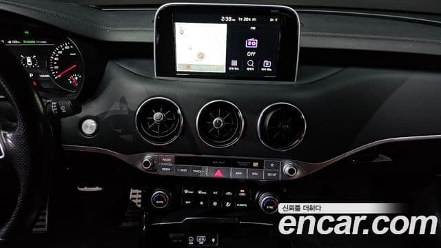 Kia 스팅어 GT, 2018 15