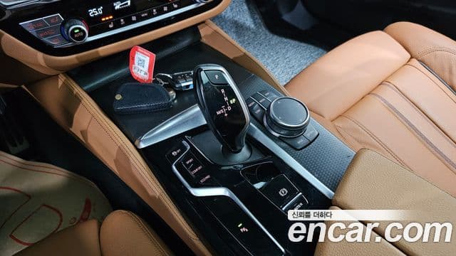 BMW 5시리즈 (G30) 520i M Sport, 2023 9