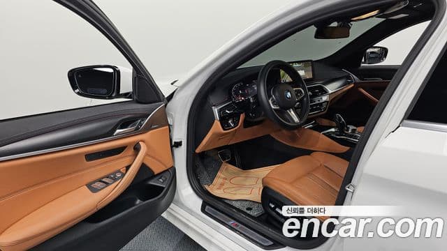 BMW 5시리즈 (G30) 520i M Sport, 2023 10