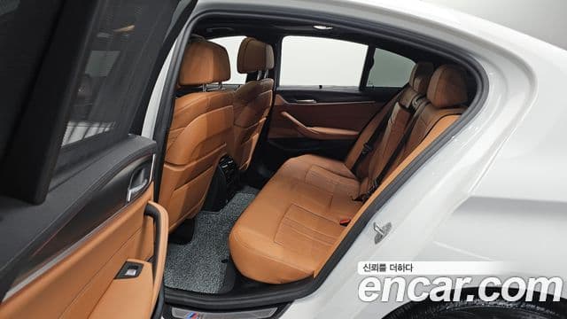 BMW 5시리즈 (G30) 520i M Sport, 2023 11