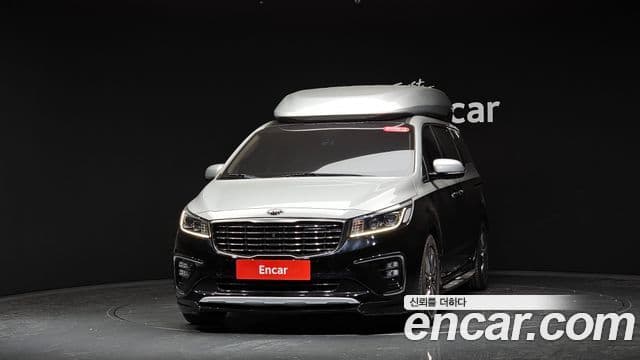 Kia The / новый New Carnival VIP, 2019 3