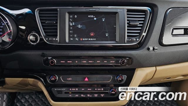 Kia The / новый New Carnival VIP, 2019 14