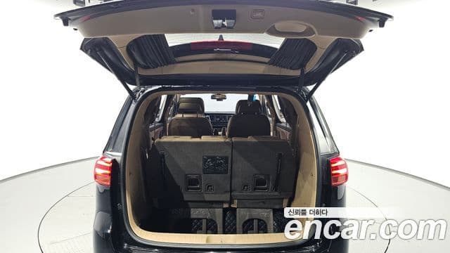 Kia The / новый New Carnival VIP, 2019 20