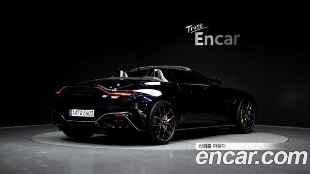 Aston Martin 밴티지 2세대 4.0 V8 Roadster, 2023 2