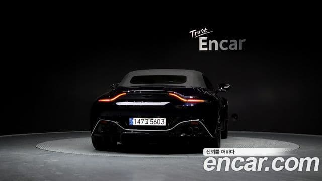 Aston Martin 밴티지 2세대 4.0 V8 Roadster, 2023 4