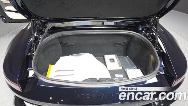 Aston Martin 밴티지 2세대 4.0 V8 Roadster, 2023 20