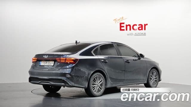 Kia The / новый New K3 2세대 Signature, 2022 2