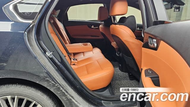 Kia The / новый New K3 2세대 Signature, 2022 12