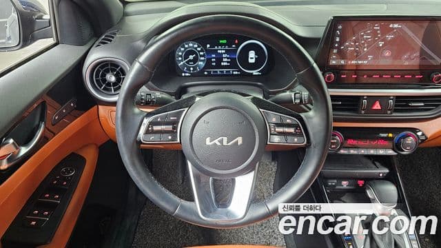 Kia The / новый New K3 2세대 Signature, 2022 13