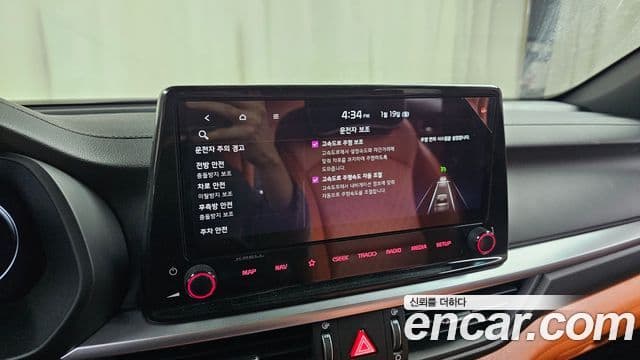 Kia The / новый New K3 2세대 Signature, 2022 17