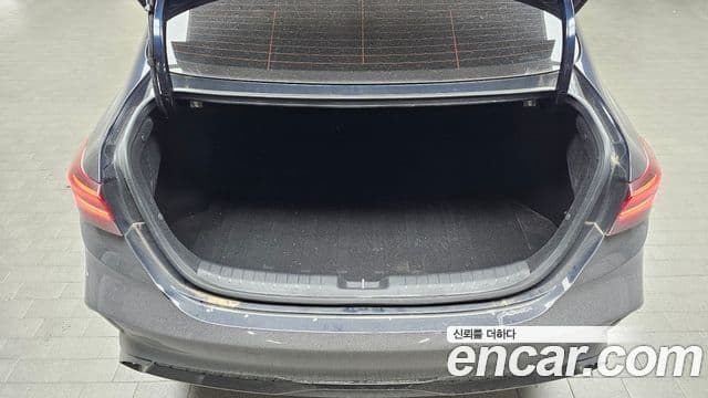 Kia The / новый New K3 2세대 Signature, 2022 20