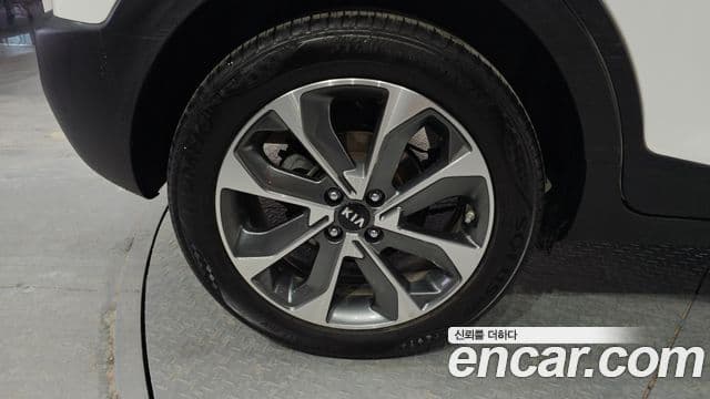 Kia Stonic Prestige, 2018 все фото