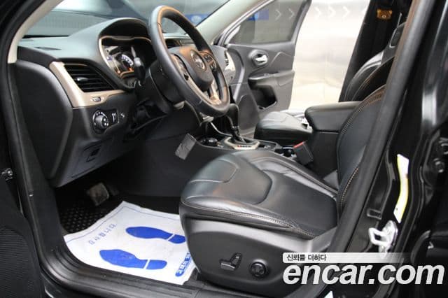 Jeep Cherokee(KL) 2.4 Longitude high AWD, 2016 11