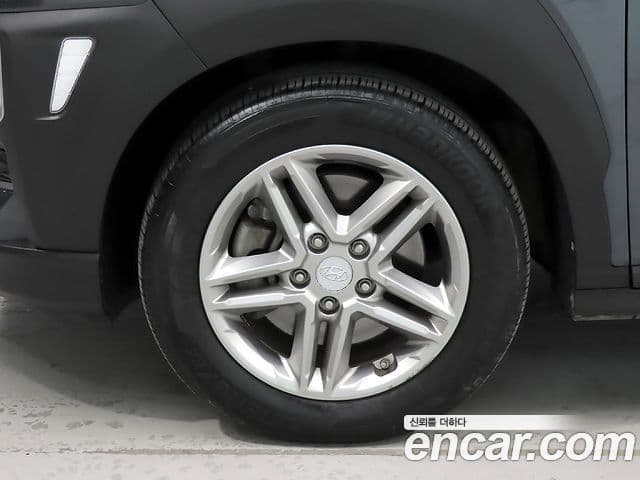 Hyundai Kona Modern Choice, 2020 все фото