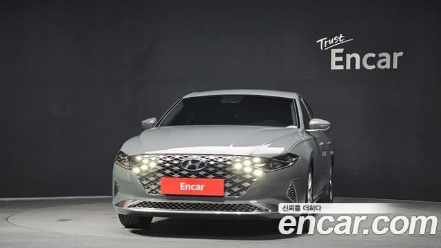 Hyundai The / новый New Grandeur IG гибрид Calligraphy, 2021 3